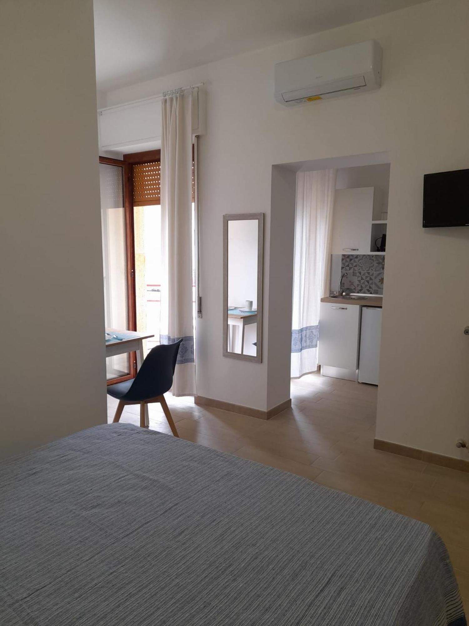 Beach Rooms 1 Self Check-In Alghero Exterior foto